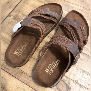 New White Mountain brown leather footbeds women’s 9